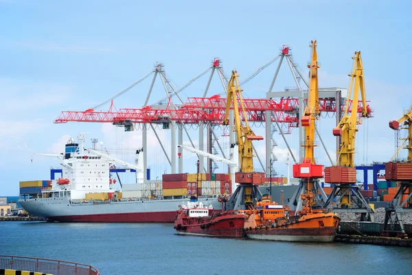 Ships unloaded at the port