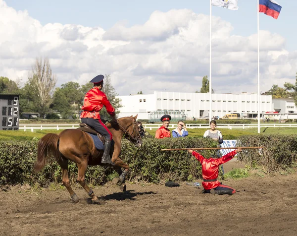 ROSTOV-ON-DON, RUSSIA-SEPTEMBER 22 - The horseman on a horse jum