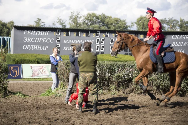 ROSTOV-ON-DON, RUSSIA-SEPTEMBER 22 - The horseman on a horse jum