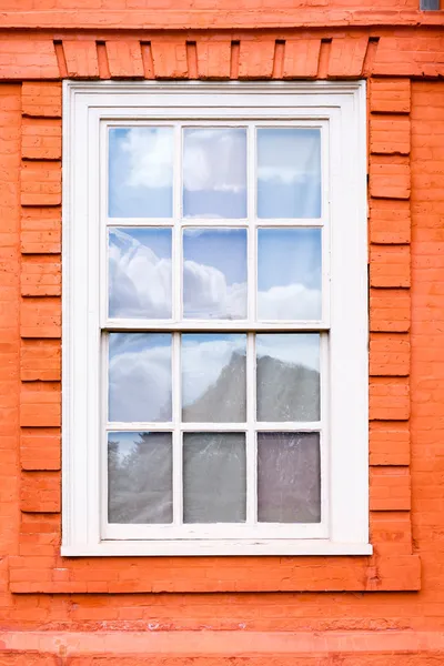 Sash window