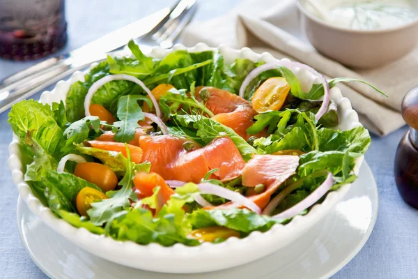 Smoked salmon salad