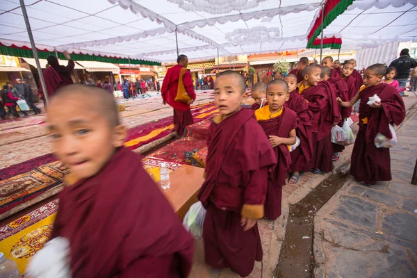 Buddhist monks — Stock Photo #37881145