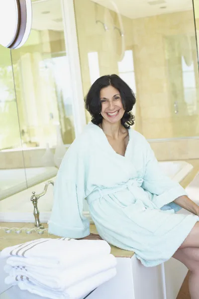 Smiling Middle Eastern woman in spa