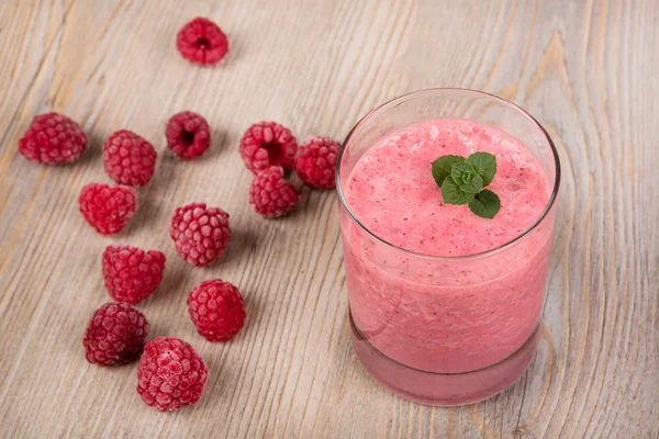 Strawberry and pomegranate healthy smoothie