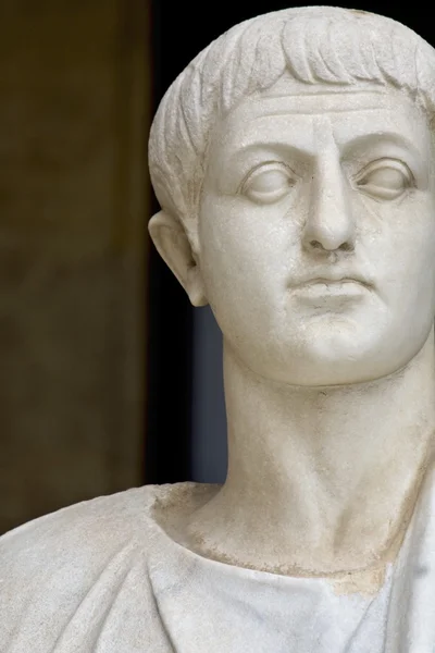Head of a roman statue — Stock Photo #13345047