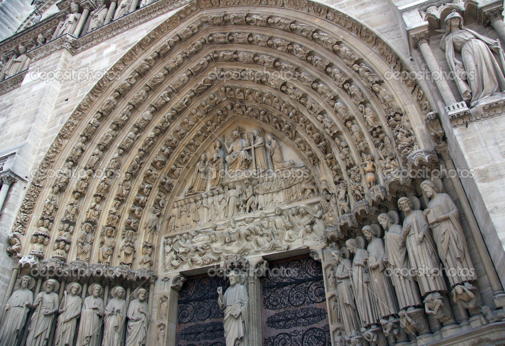 Architecture of Notre Dame Cathedral in Paris — Stock Photo 29150875