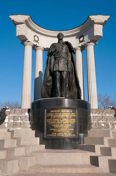 俄国皇帝亚历山大二世纪念碑 - 图库照片photo