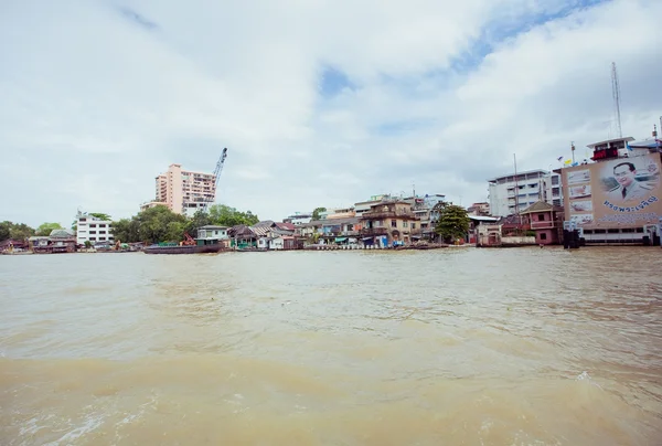 Poor life in Thailand, poor houses in Asia