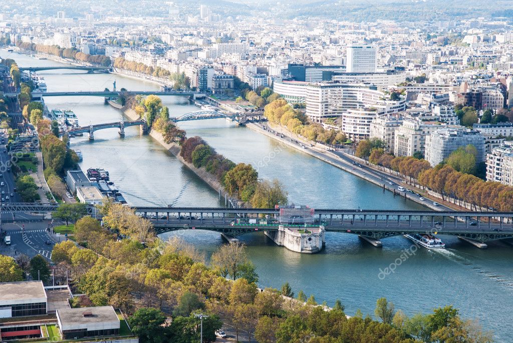 Vue aérienne de paris. rivière de la Seine. automne — Photographie
