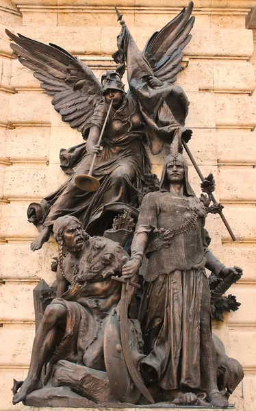 Sculpture symbolizing war