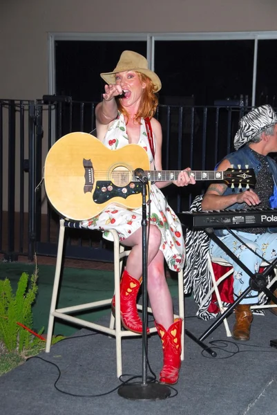 Jenny McShane Harry the Dog unplugged launches the Sportsman\'s Lodge By The Pool weekly concert series, Sportman\'s Lodge, Studio City, CA 07-03-09