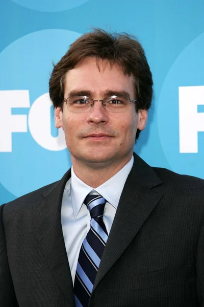 Robert Sean Leonard