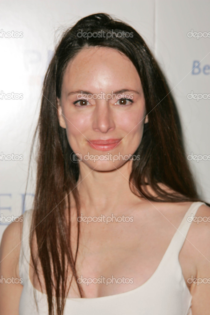 Madeleine Stowe bei der Spendenaktion für Ebmrf von Courteney Cox und ...