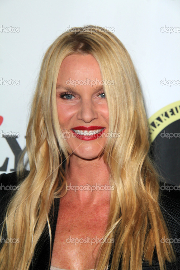 Nicollette Sheridan facebook Nicollette Sheridan facebook