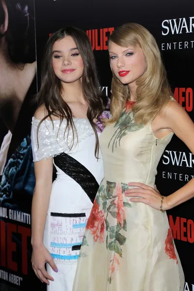 Taylor Swift and Hailee Steinfeld