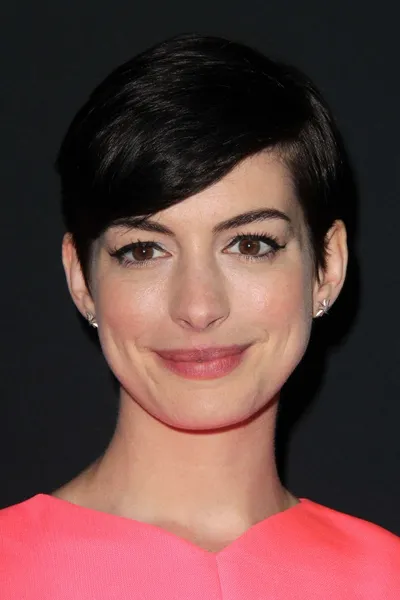 Anne Hathaway