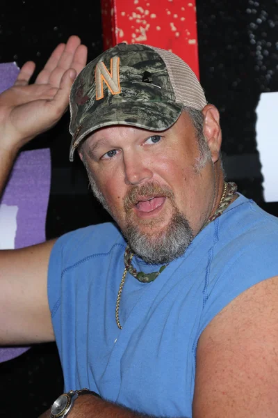 Larry The Cable Guy