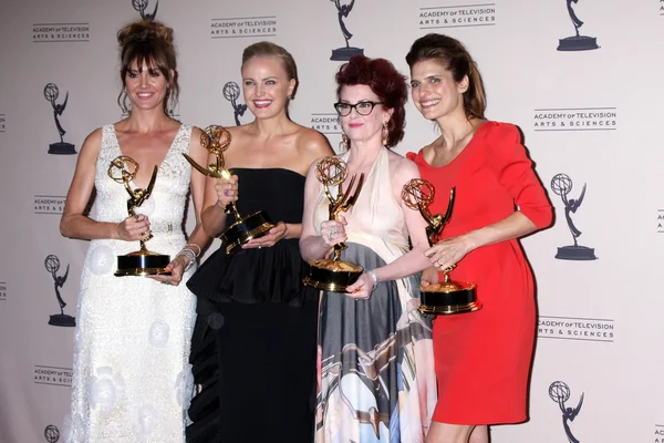 Erinn Hayes, Malin Akerman, Megan Mullally, Lake Bell