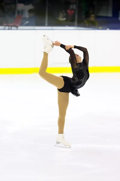 Ice skating figure