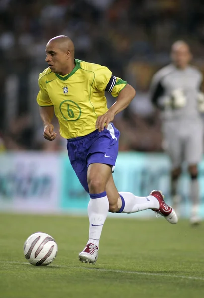Brazilian player Roberto Carlos
