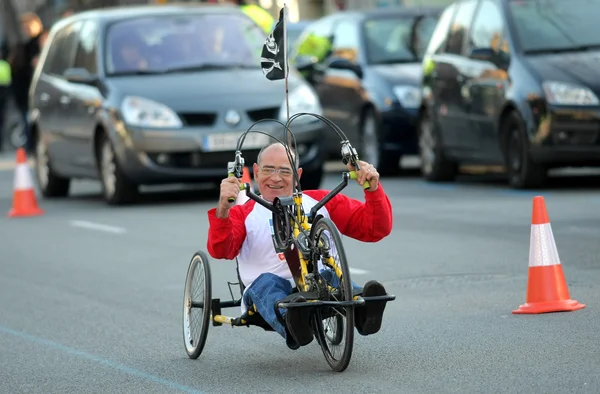 Athlete with mobility disabilities running in Barcelona