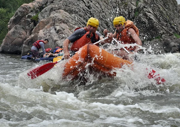 Rafting - struggle with strong currents