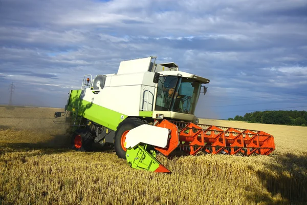 Harvest machine working on the field