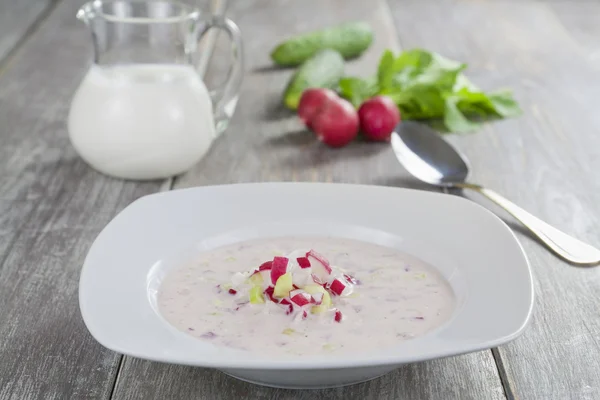 Milk soup with radish and cucumber
