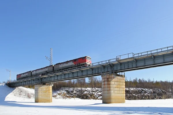 Train moving bridge