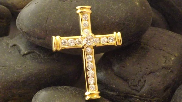 Crucifix diamond