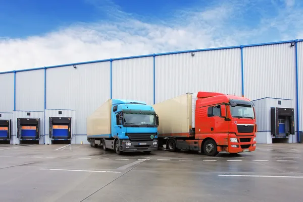 Unloading cargo truck