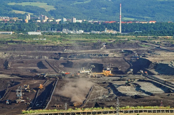 The surface mine mining of brown coal