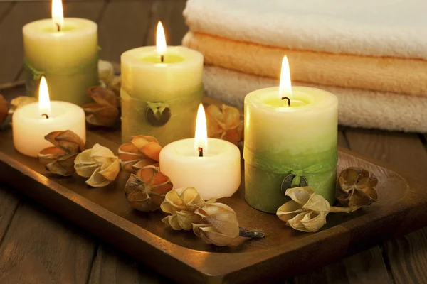 Spa candles with dried flowers