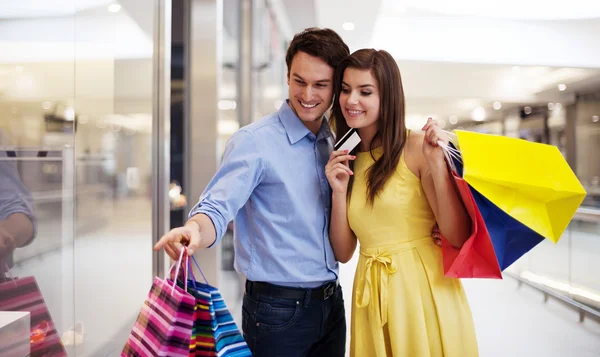 Smiling young couple — Stock Photo #25241483