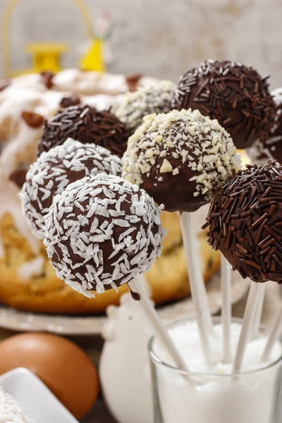 Chocolate cake pops