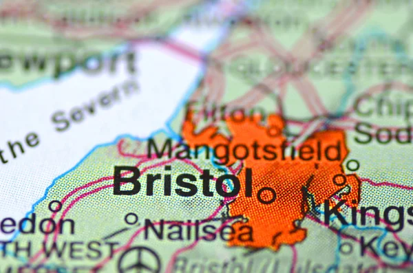 Bristol in England on the map