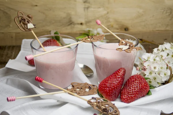 Strawberry mousse coctail