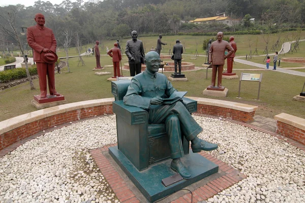 Chiang Chieh Shih Statue Park