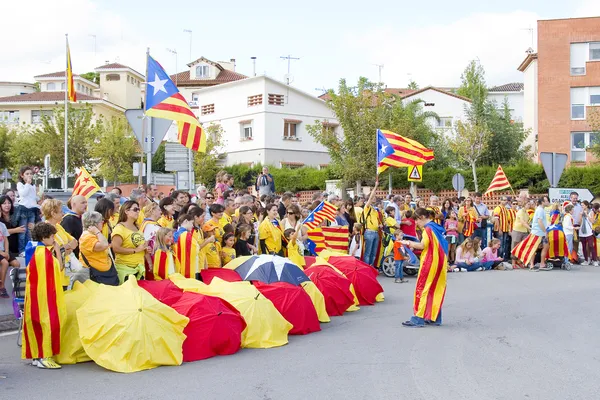 Catalans made a 400 km independence human chain