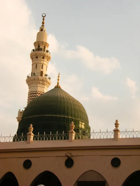 Green dome of Nabawi Mosque