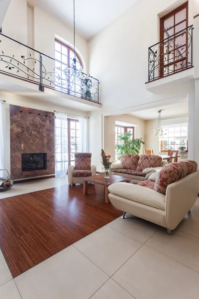 Classy house - elegant living room