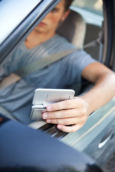 Teen driving cell phones