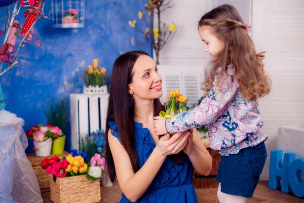 Daughter greeting mom with Mother's Day
