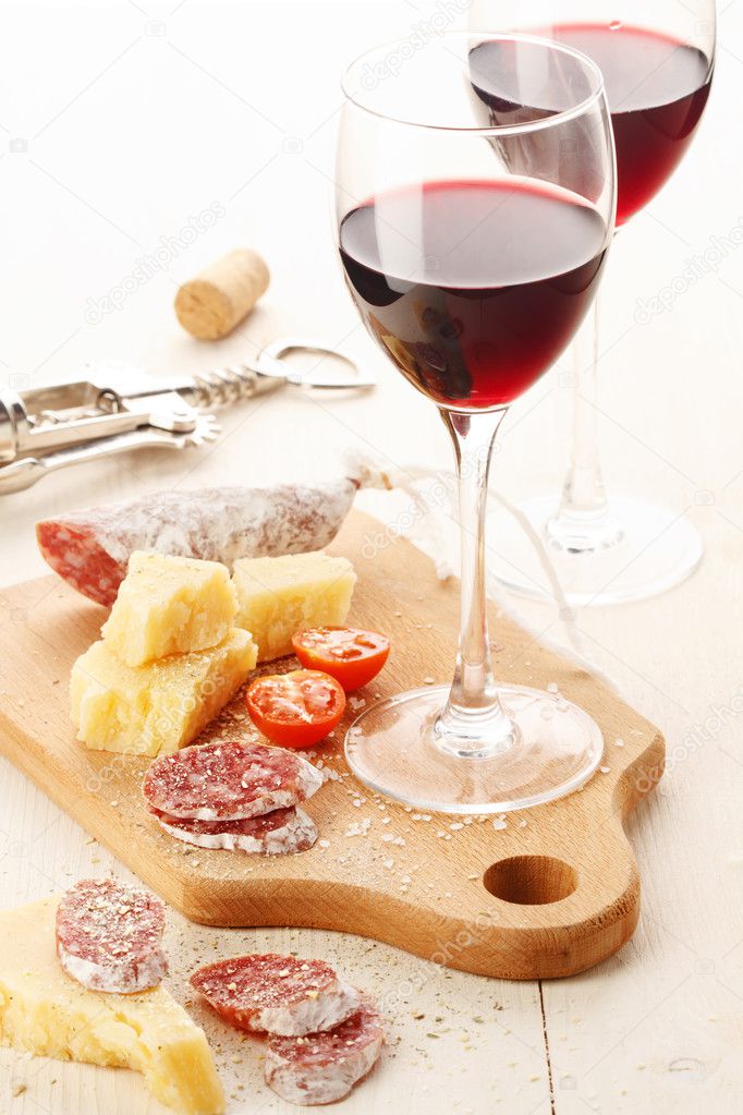 depositphotos_24483305-Tow-wineglass-with-red-wine.jpg