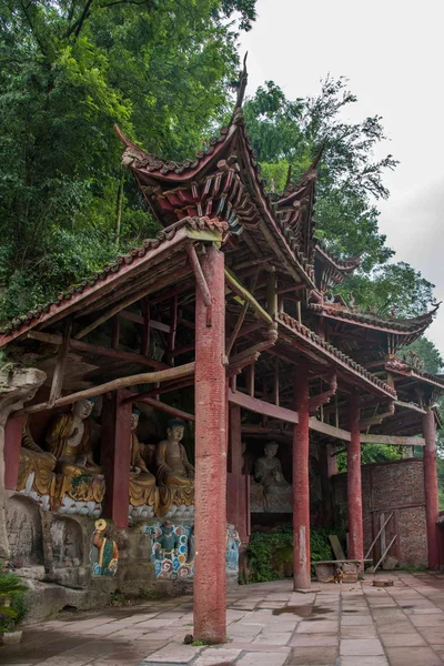 Anyue County, Sichuan Province in the Northern Song Dynasty Peacock cave temple created three Buddha Cave, Cave Buddha Guanyin Sutra niches