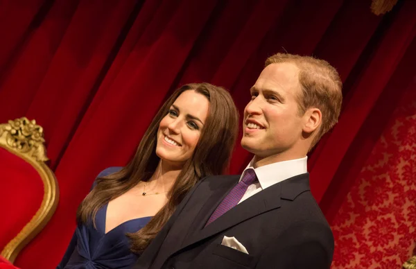 The statue of Prince William and Catherine Middleton