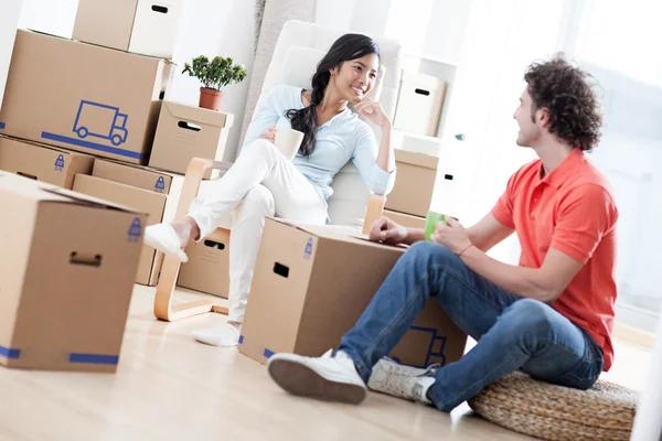 Happy Couple Moving In — Stock Photo #25283493