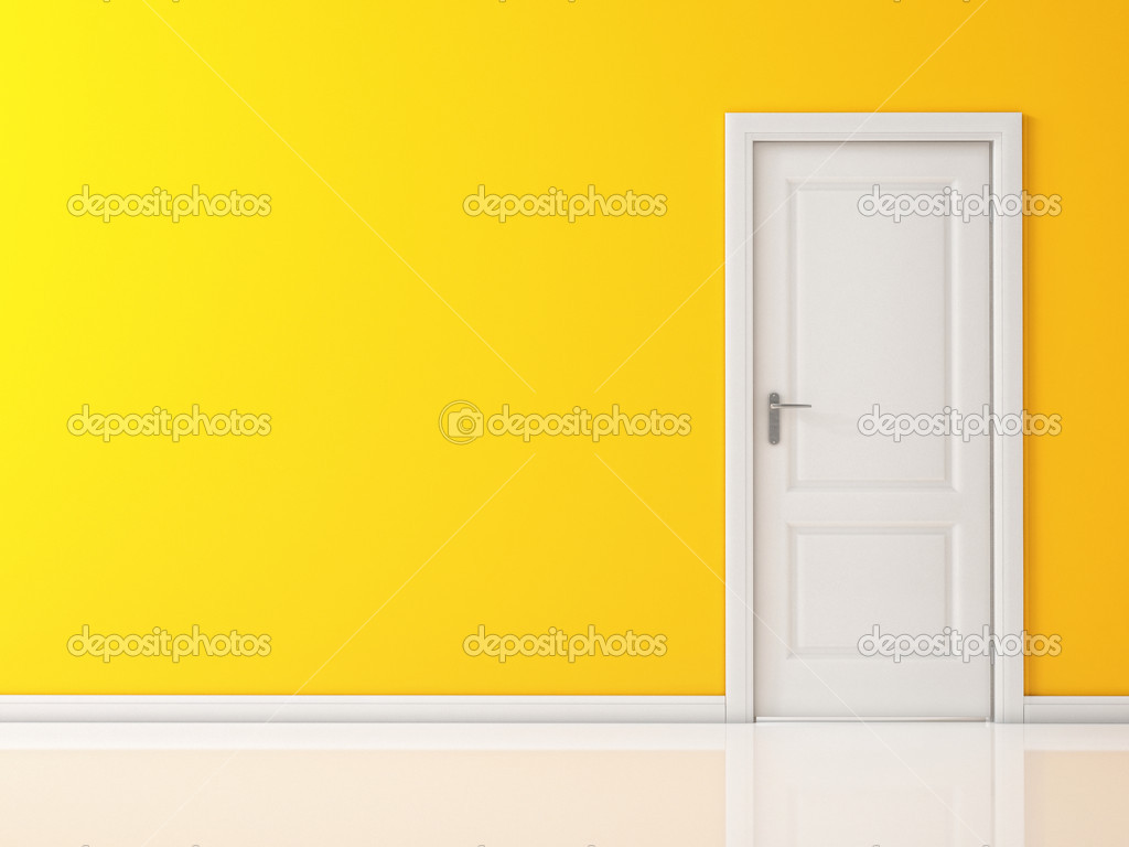 Fermeture porte blanche sur mur jaune, sol réfléchissant ...