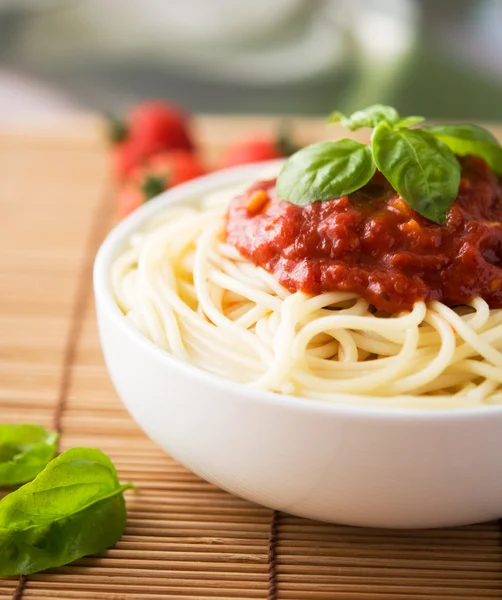 Spaghetti with tomato sauce