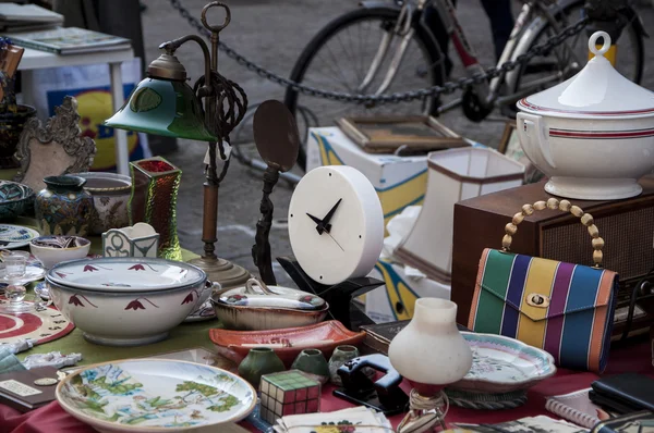 Antique table clock antique market